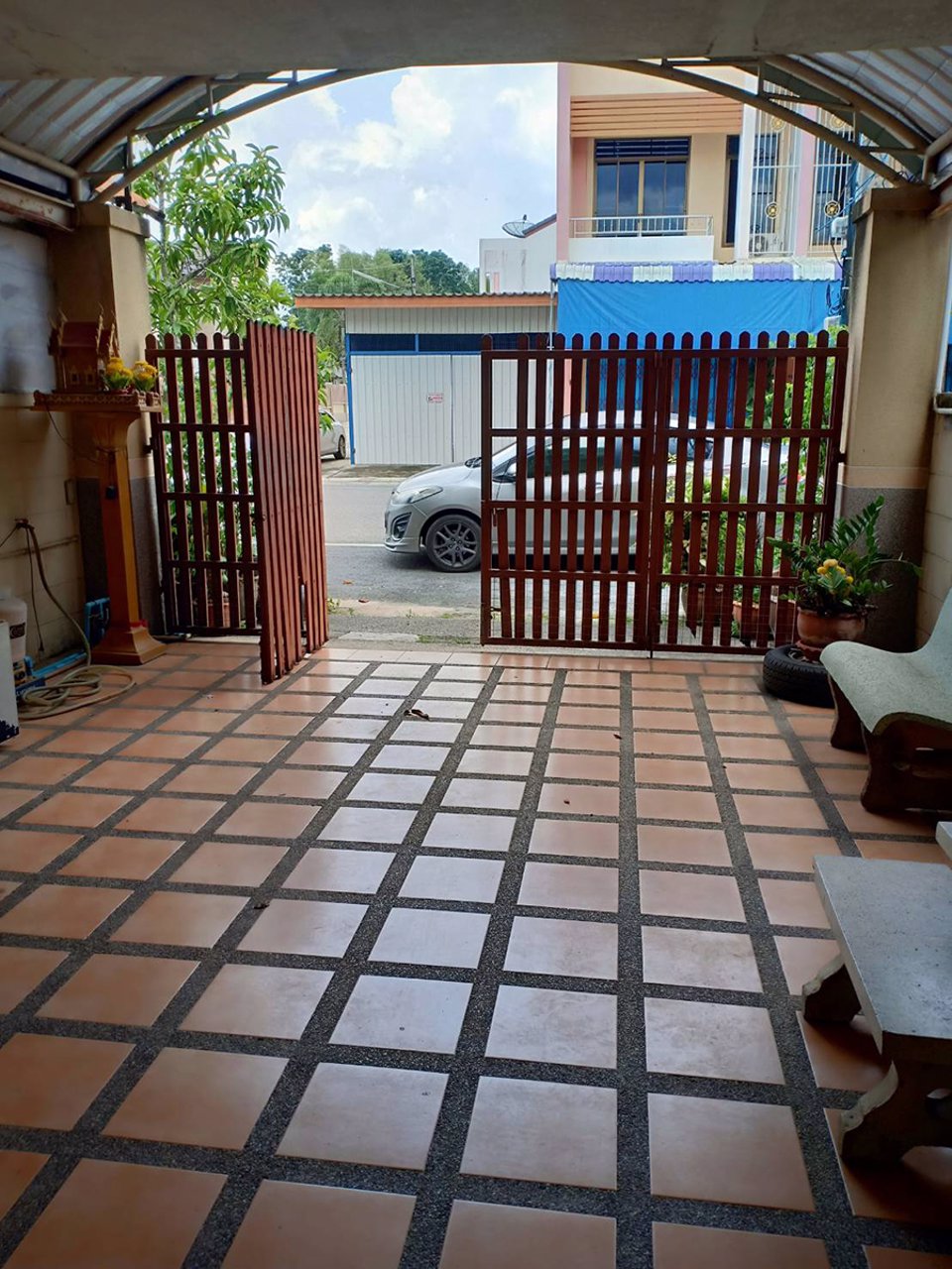 ขายทาวน์เฮ้าส์-2-ชั้น-ใกล้เทศบาลคลองแงะ-เนื้อที่-25-ตารางวา-2ห้องนอน-2ห้องน้ำ