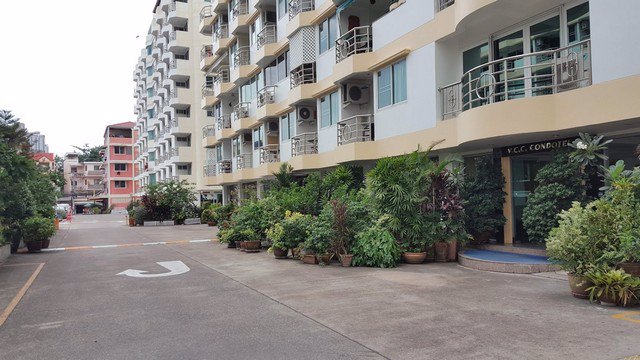 ขายด่วนคอนโด-วีซีซีคอนโดเทล-7281-ตรม-ชั้น-7-ห้องมุม-วิวสระ-ถนนพัทยาสาย2-ใกล้ชายหาดพัทยาจอมเทียน