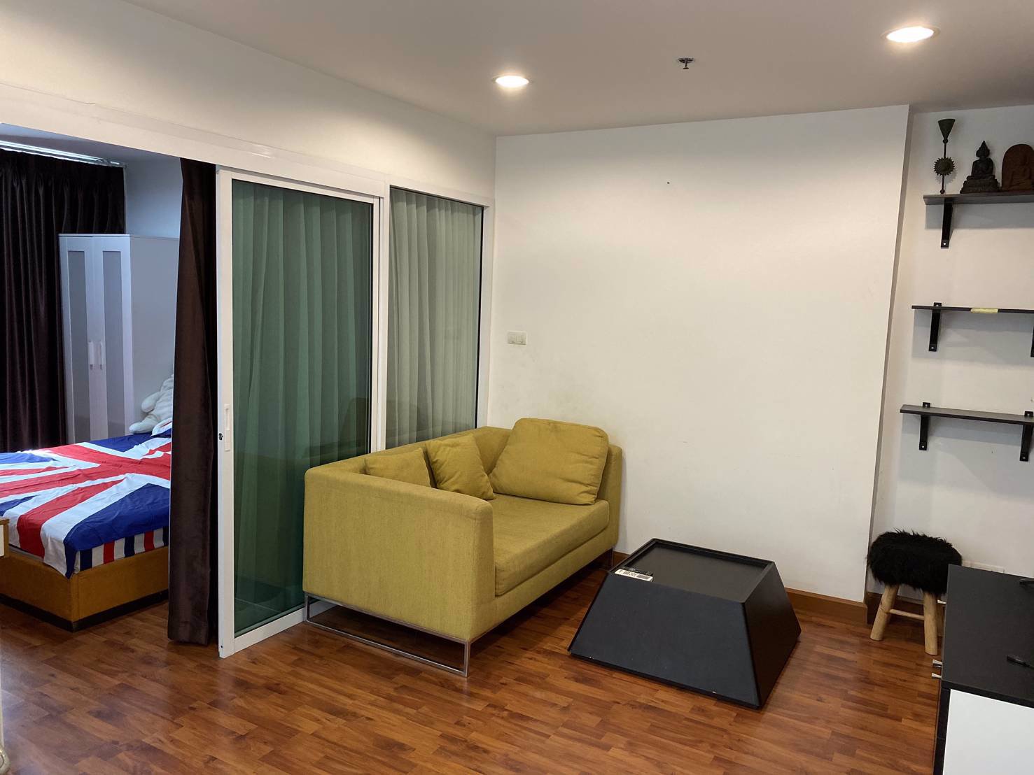 ขายคอนโดแบงค์คอกฮอไรซอนรามคำแหง-ราคาถูกสุด-ติดรถไฟฟ้าแยกลำสาลี-ห้อง-4002-ตรม-ชั้น9-ถนนรามคำแหง