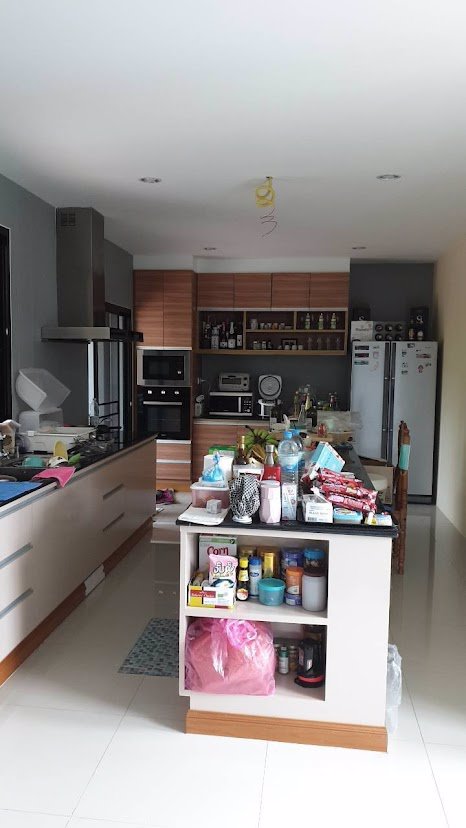 ขายบ้านเดี่ยวสไตล์โมเดิร์น-2-ชั้น-ปัญญารีสอร์ตชลบุรี-416-ตรว-ติดถนนสุขุมวิท-ใกล้สำนักงานเทศบาลตำบล