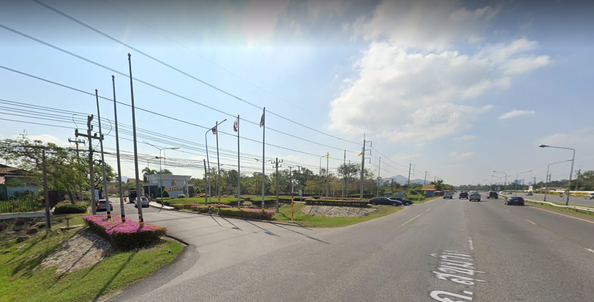 ขายบ้านเดี่ยวสไตล์โมเดิร์น-2-ชั้น-ปัญญารีสอร์ตชลบุรี-416-ตรว-ติดถนนสุขุมวิท-ใกล้สำนักงานเทศบาลตำบล