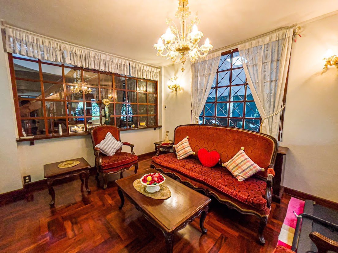 ขายบ้านพร้อมที่ดินทำเลดี-ถนนวิภาวดีรังสิต-เนื้อที่-1-2-43-ไร่-ใกล้สนามบินดอนเมือง