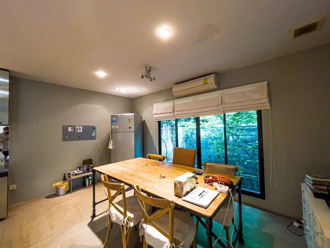 ขายบ้านพร้อมที่ดินทำเลดี-ถนนวิภาวดีรังสิต-เนื้อที่-1-2-43-ไร่-ใกล้สนามบินดอนเมือง