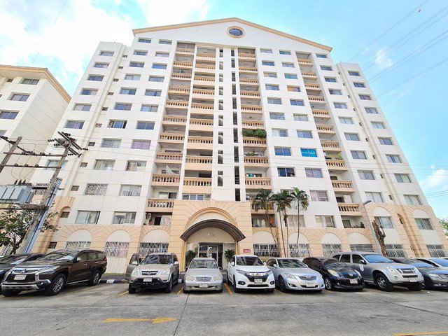 ขายคอนโดใกล้รถไฟฟ้า-mrt-ลาดพร้าว-เซ็นจูรี่ปาร์คลาดพร้าว12-พื้นที่-3036-ตรม-1-ห้องนอน