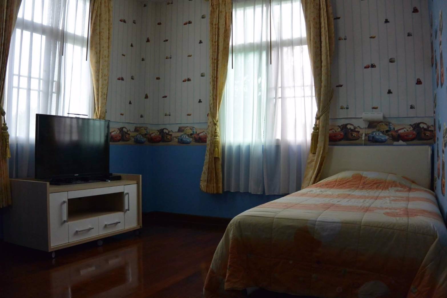 ขายบ้านเดี่ยวอนาวิลล์สุวรรณภูมิ-136-ตรว-4นอน-ถนนฉลองกรุง-ติดนิคมอุตสาหกรรมลาดกระบัง-ใกล้มอเตอร์เวย