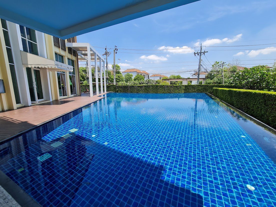 ขายบ้านเดี่ยวเดอะเซนโทรอ่อนนุช-ลาดกระบัง-เนื้อที่-744-ตรว-3นอน-ติดถนนลาดกระบัง-ใกล้มอเตอร์เวย