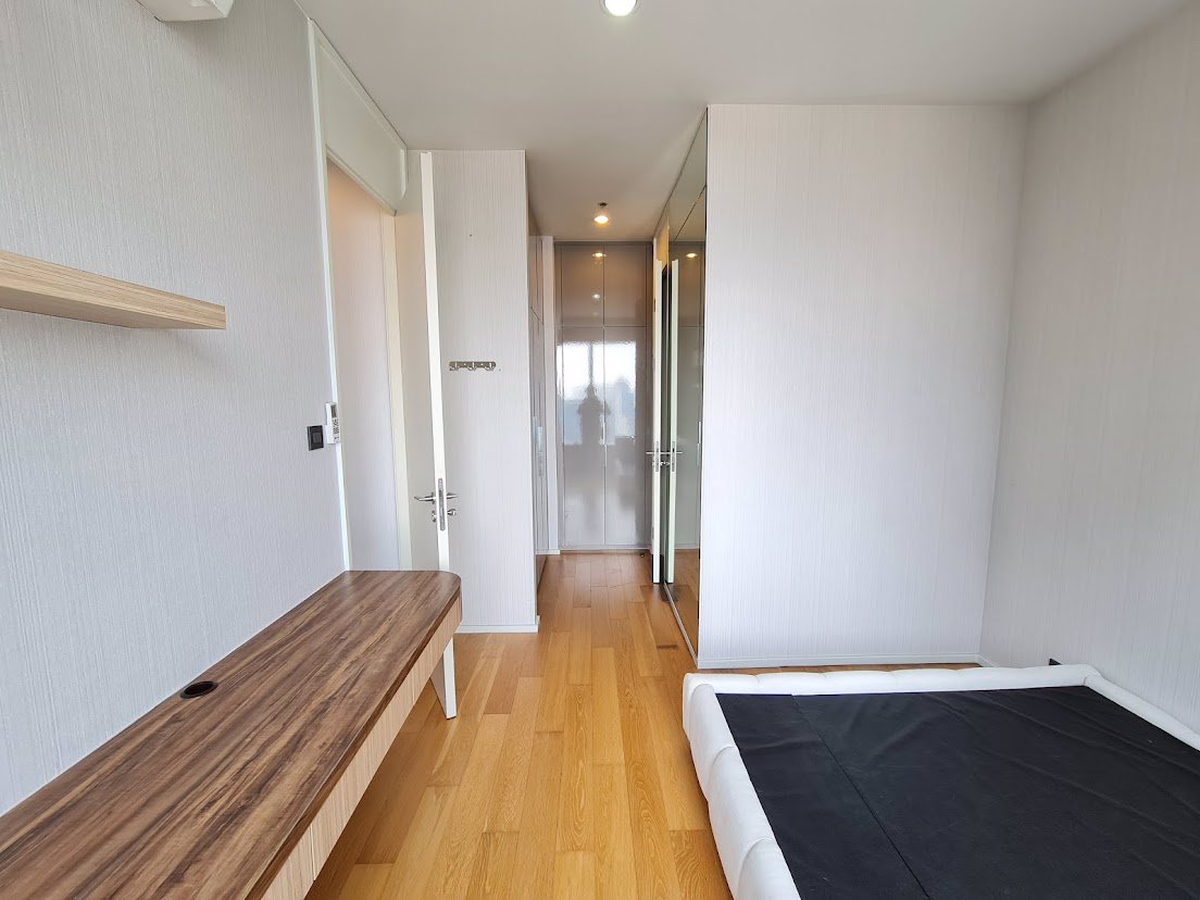 ขายคอนโดเอ็มลาดพร้าว-3688ตรม-ชั้น25-วิวเมือง-ทำเลดี-ติดรถไฟฟ้าห้าแยกลาดพร้าว-ตรงข้ามเซ็นทรัล