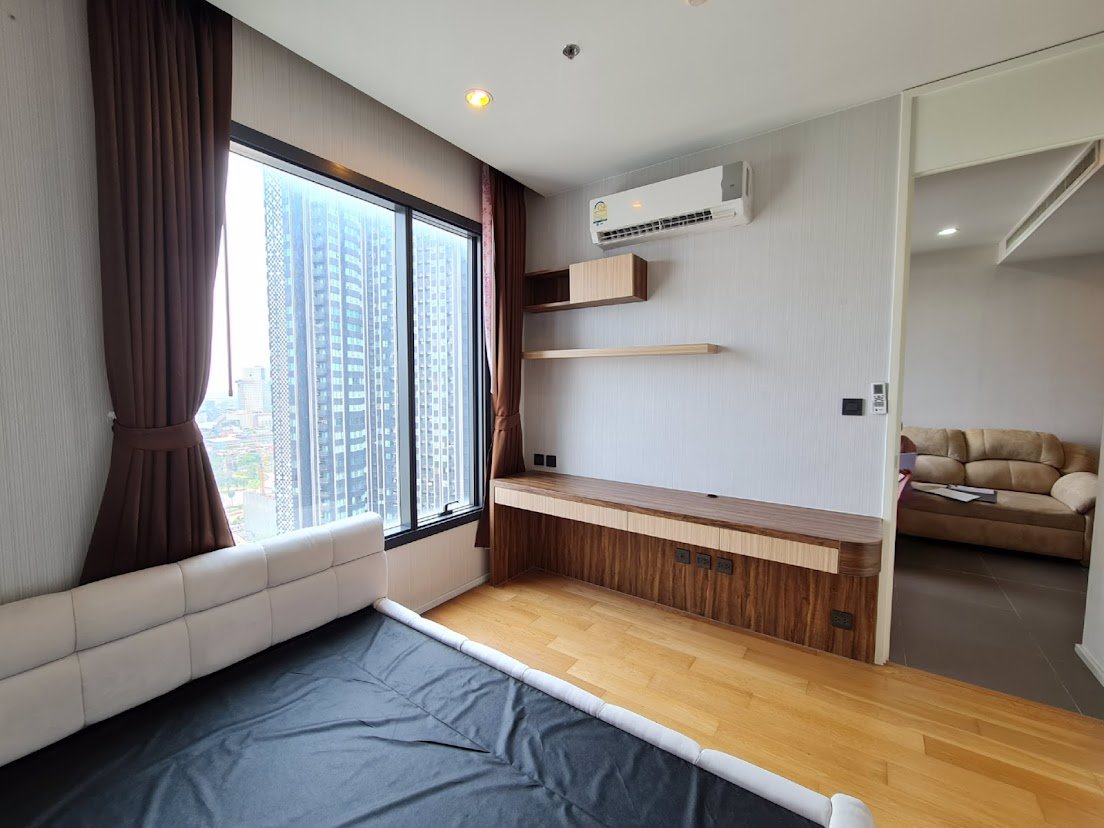 ขายคอนโดเอ็มลาดพร้าว-3688ตรม-ชั้น25-วิวเมือง-ทำเลดี-ติดรถไฟฟ้าห้าแยกลาดพร้าว-ตรงข้ามเซ็นทรัล