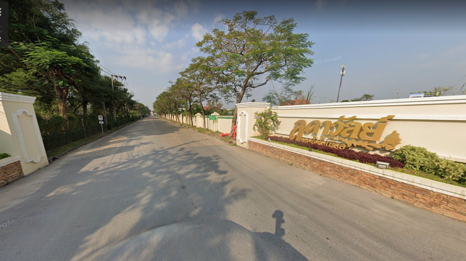 บ้านลดาวัลย์เลคโคโลเนียล-บ้านหลังมุม-1364-ตรว-ถนนกาญจนาภิเษก-ใกล้โลตัสพระราม2