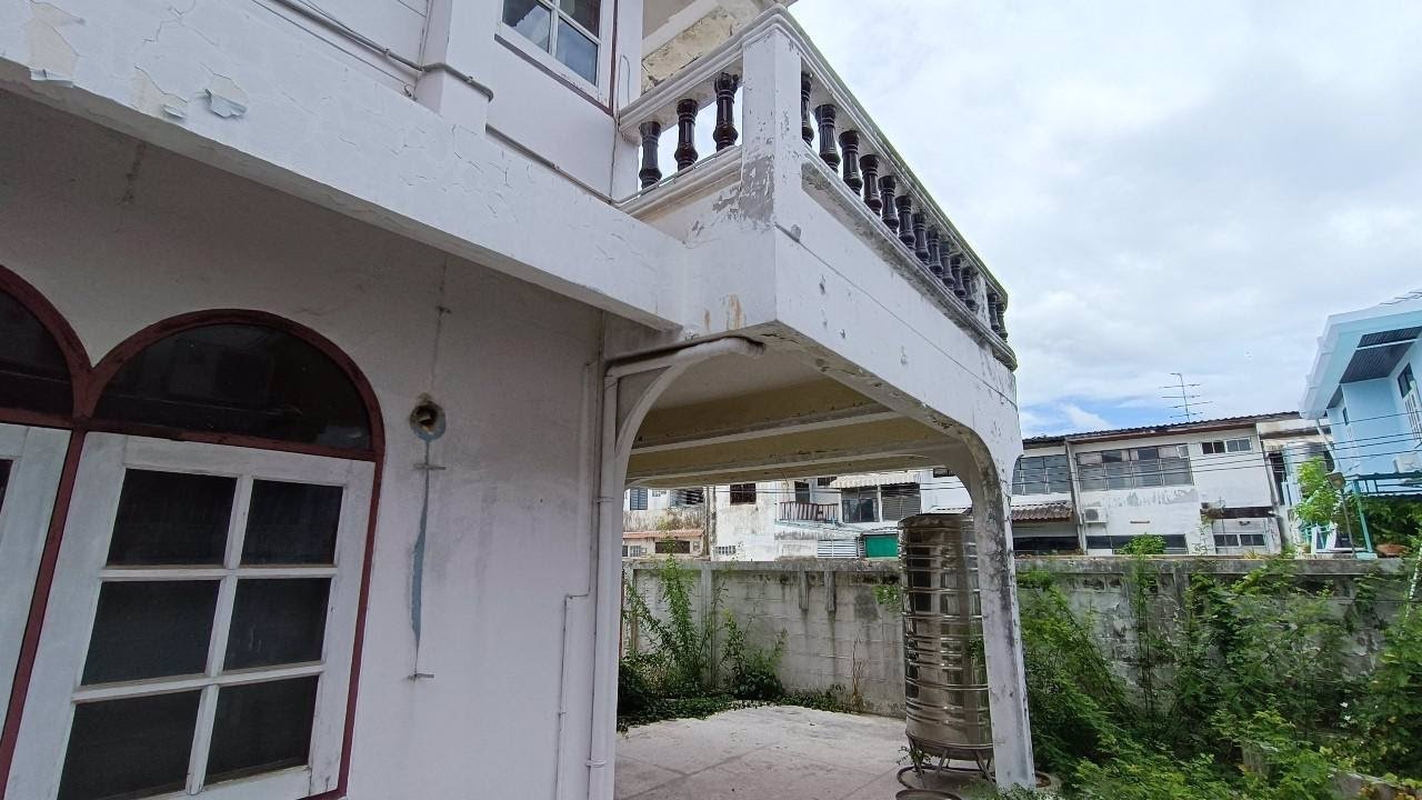 ขายบ้านเดี่ยวเขตบางขุนเทียน-บ้านราคาถูก-125-ตรว-ถนนพระราม2-ในโครงการหมู่บ้านวิชิตนคร-ใกล้เซ็นทรัล