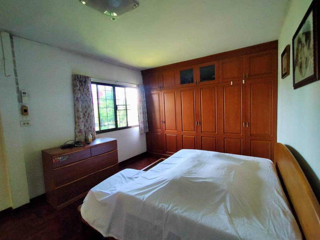 บ้านเดี่ยวลาดพร้าว-วังหิน-โชคชัย4-เนื้อที่รวม-136-ตรว-บ้านสวยทำเลดี-เข้าออกได้หลายทาง