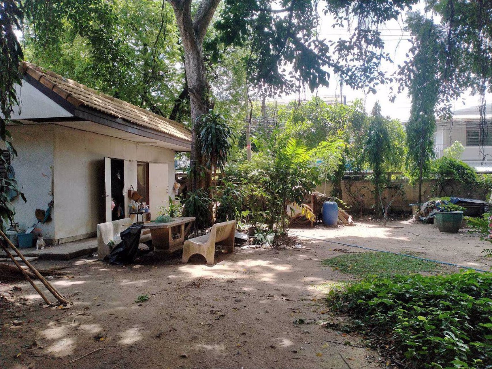 ขายที่ดินถนนรามคำแหง-148-ตรว-ติดถนน-2ด้าน-เขตบางกะปิ-ออกถนนพระราม9ได้-ใกล้ทางด่วน-ใกล้รถไฟฟ้า