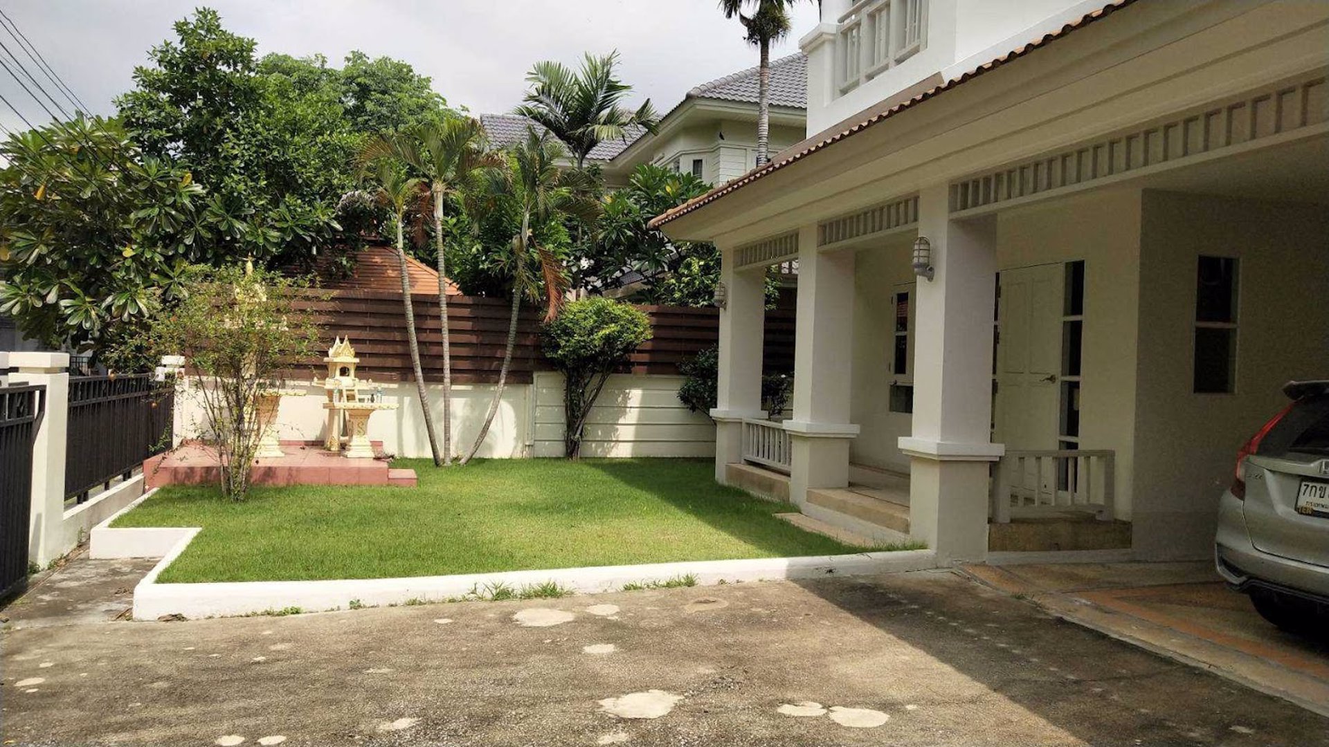 ขายบ้านเดี่ยวหมู่บ้านเศรษฐสิริ-รามอินทรา-923-ตรว-ถนนปัญญาอิทรา-เขคลองสามวา-ใกล้แฟชั่นไอส์แลนด์