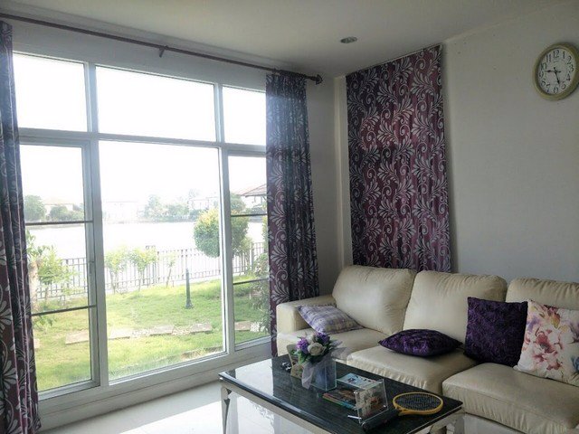 ขายบ้านเดี่ยวอนาวิลล์สุวรรณภูมิ-336-ตรว-บ้านสวยติดทะเลสาบ-ถนนฉลองกรุง44-เขตลาดกระบัง-ใกล้มอเตอร์เว