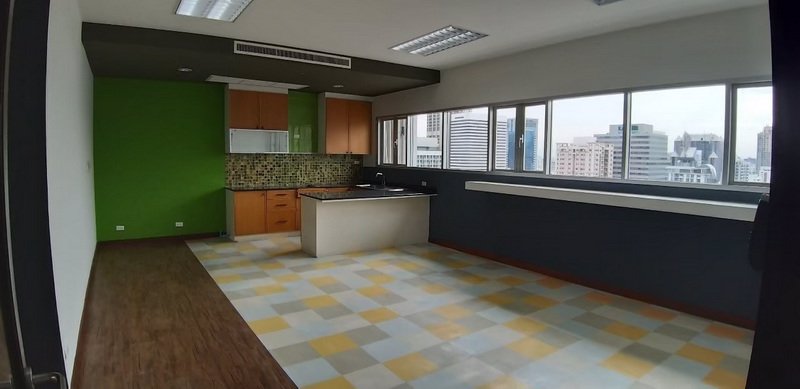 ให้เช่าออฟฟิศ-ตกแต่งพร้อม-33785-ตรม-ราคาสู้โควิค-เพียง-485-บาท-ต่อ-ตรม-ใจกลางเมือง