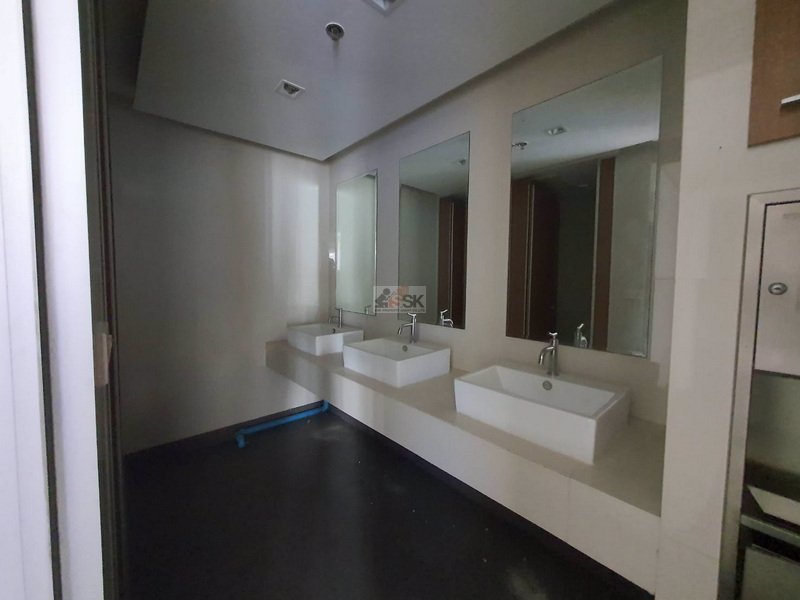 ให้เช่า-สำนักงาน-ขนาด-75891-ตรม-ถูกสุดๆ-ราคา-350-บาท-ต่อ-ตรม-ใจกลางอโศกมนตรี