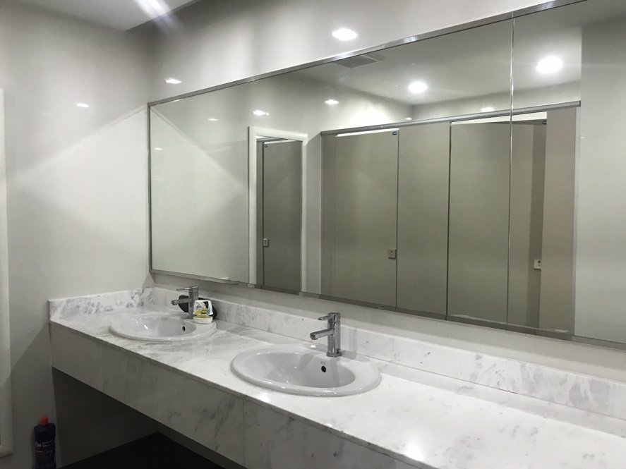 ให้เช่าสำนักงาน-ขนาด-636-ตรม-ราคา-470-บาท-ตกแต่งเรียบร้อย-พร้อมโต๊ะเก้าอี้