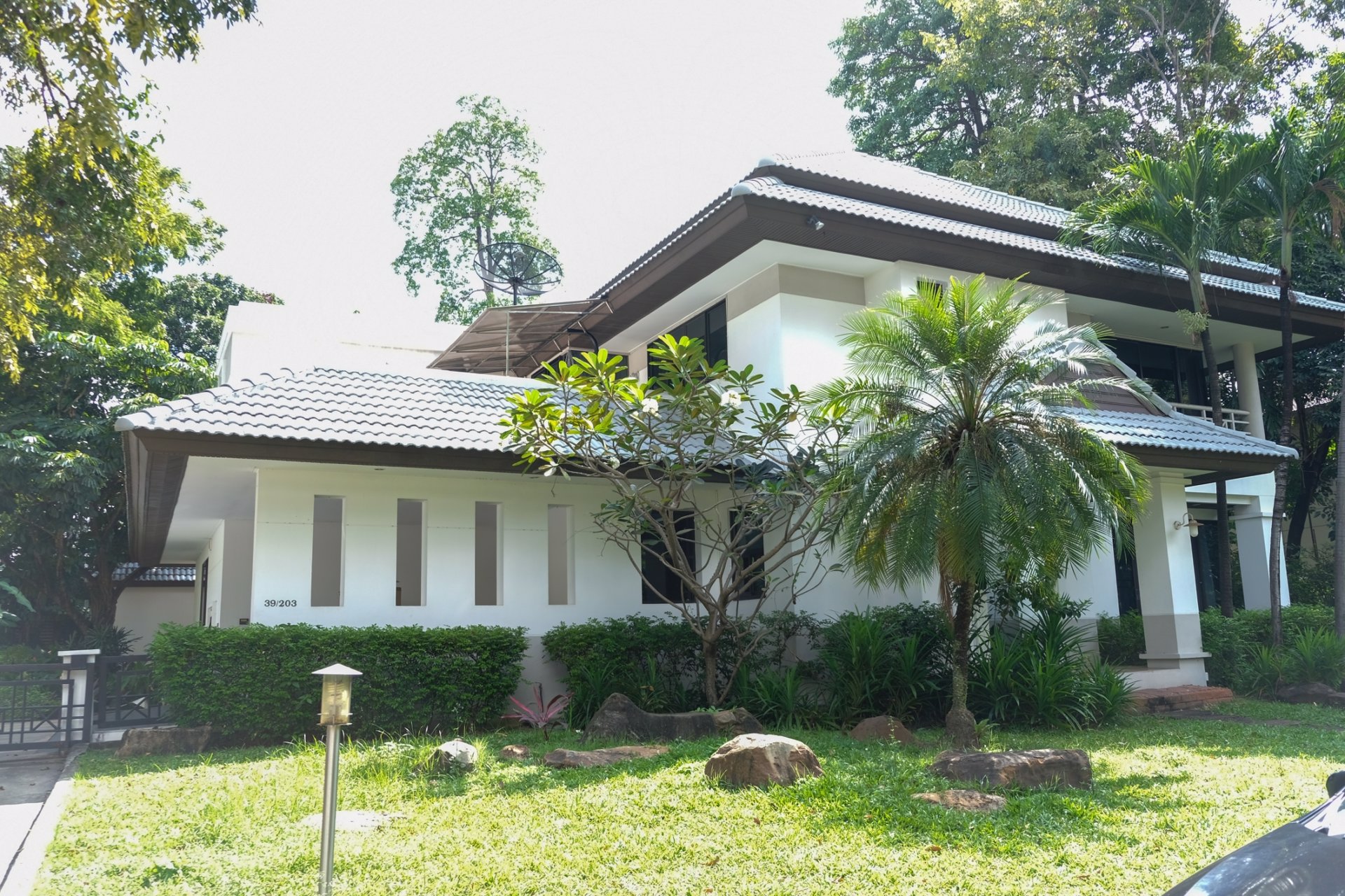 ขายบ้านเดี่ยว-2-ชั้น-พื้นที่ใช้สอย-620-ตรมที่ดินขนาด1-0-26-ไร่-โครงการนิชาดาปาร์ค