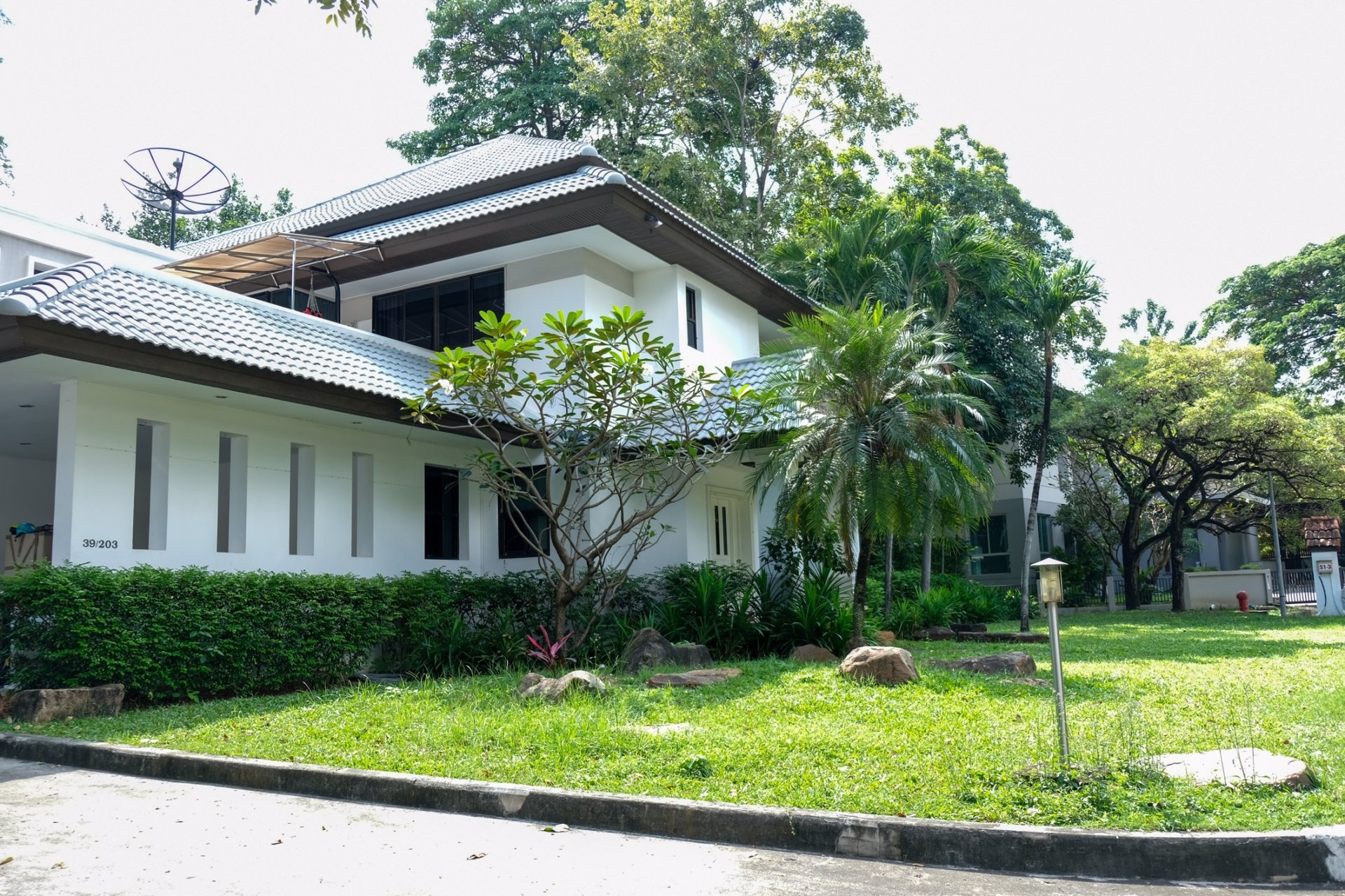 ขายบ้านเดี่ยว-2-ชั้น-พื้นที่ใช้สอย-620-ตรมที่ดินขนาด1-0-26-ไร่-โครงการนิชาดาปาร์ค