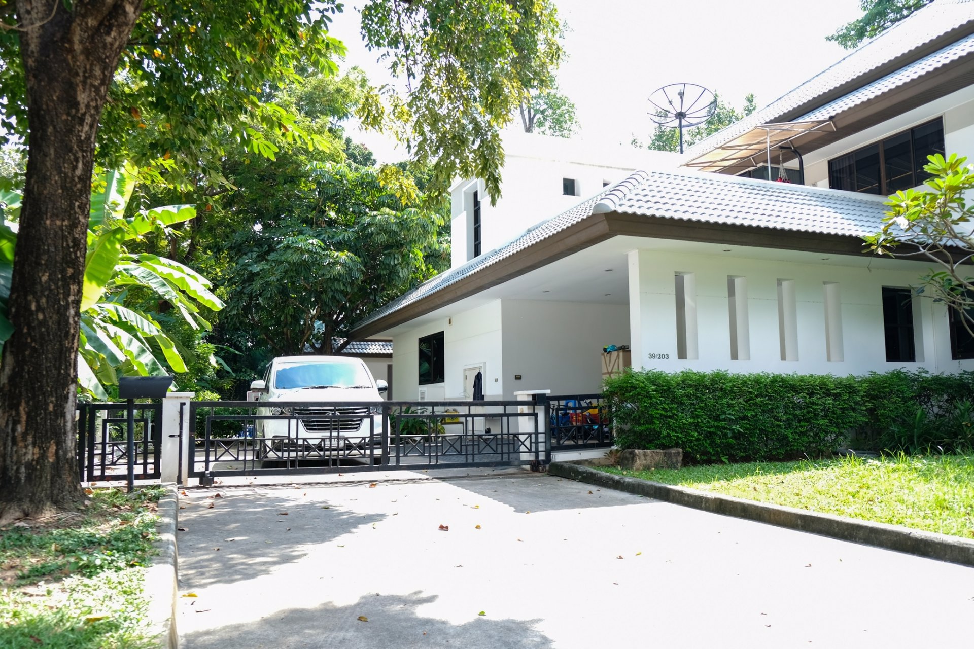 ขายบ้านเดี่ยว-2-ชั้น-พื้นที่ใช้สอย-620-ตรมที่ดินขนาด1-0-26-ไร่-โครงการนิชาดาปาร์ค