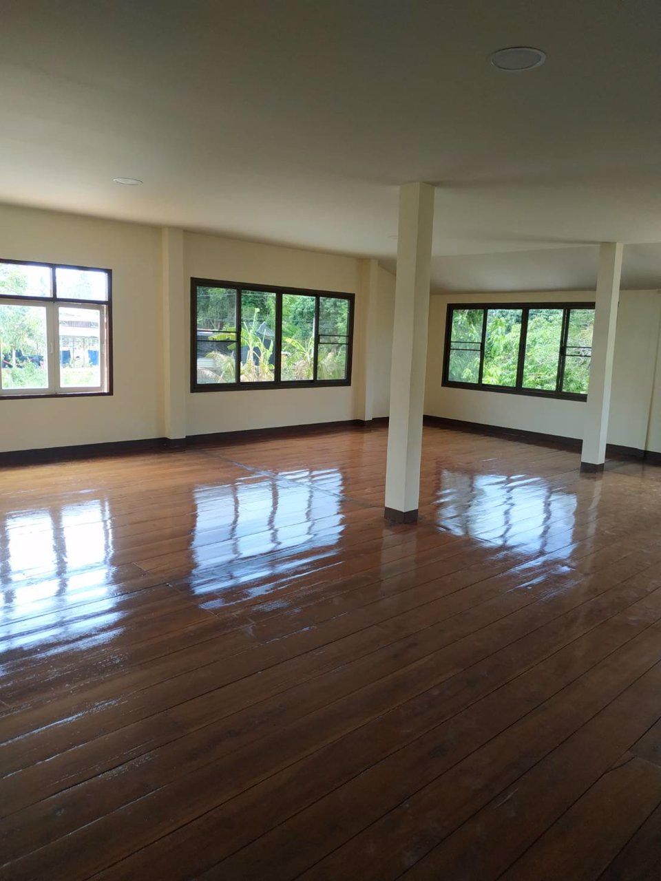 ให้เช่าบ้านสามร้อยยอด-12-จังหวัดประจวบคีรีขันธ์-เหมาะสำหรับทำโฮมสเตย์-ร้านอาหาร