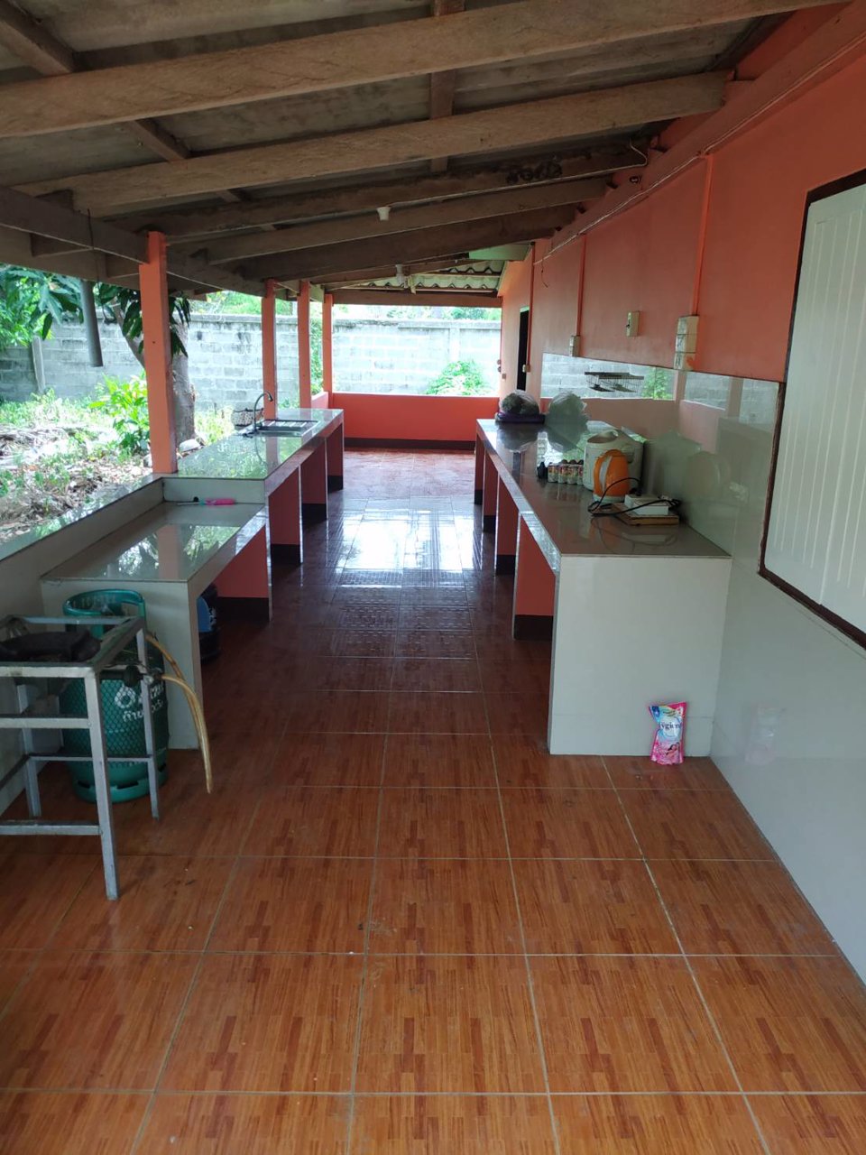 ให้เช่าบ้านสามร้อยยอด-12-จังหวัดประจวบคีรีขันธ์-เหมาะสำหรับทำโฮมสเตย์-ร้านอาหาร