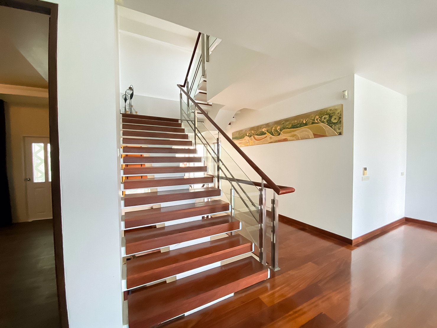 ขายบ้านเดี่ยวลาดพร้าว-230-ตรว