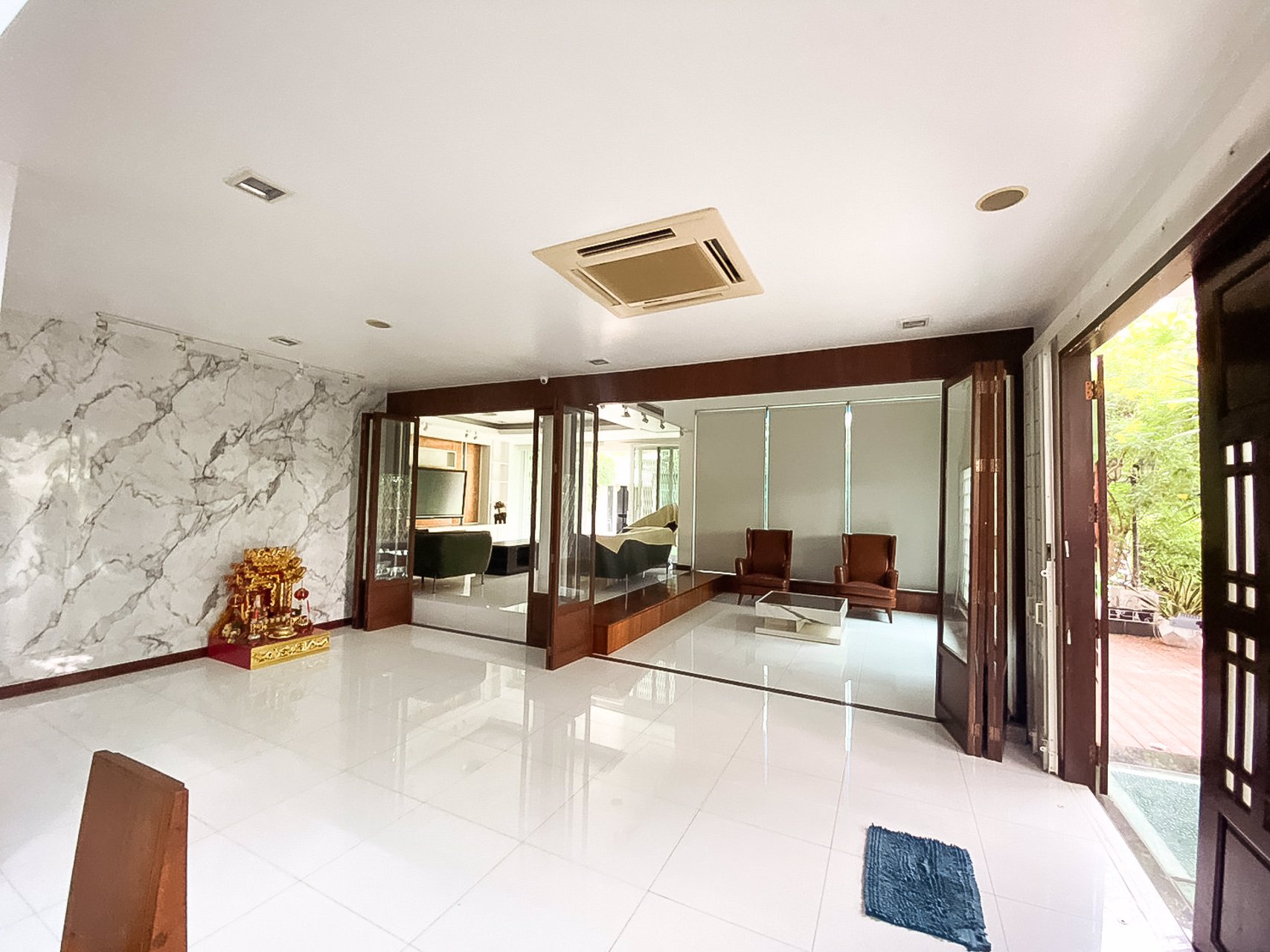 ขายบ้านเดี่ยวลาดพร้าว-230-ตรว