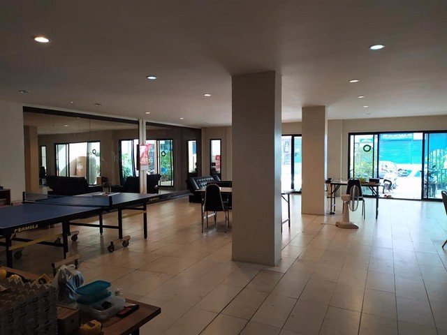 ให้เช่าอาคารพาณิชย์-3-ชั้น-2-ห้องทะลุกัน-ซอยรามคำแหง-ใกล้ตลาด-กกท-ใกล้ราชมังคลา-เดินทางสะดวก