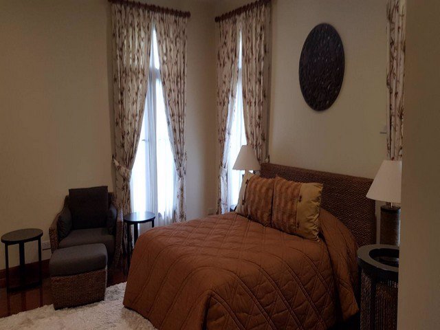 ขายบ้านหรู-พร้อมสระว่ายน้ำ-ในหมู่บ้านวิวทะเล-มารีน่า-นาจอมเทียน-พัทยา-ห่างจากหาดเพียง-4-กม