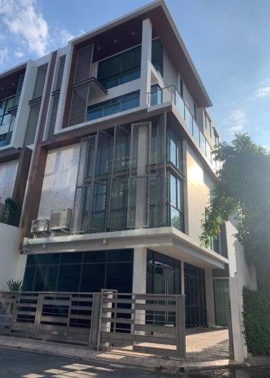 ขาย-สำนักงาน-อาคารโฮมออฟฟิศ-4-ชั้นครึ่ง-โครงการ-เจด-ไฮท์-สาทร-พระราม-3-ทำเลทอง-43-ตารางวา