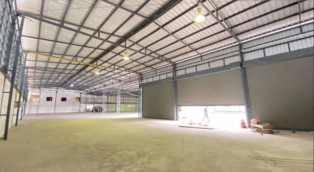 ขาย-และ-ให้เช่า-โกดัง-พร้อม-สำนักงาน-สภาพใหม่-เลียบมอเตอร์เวย์-อศรีราชา-พื้นที่สีชมพู