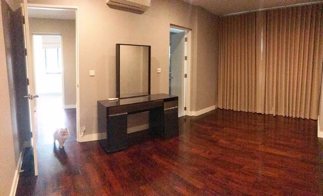 ให้เช่า-บ้านเดี่ยว-3-ชั้น-หมู่บ้านนาราสิริ-โทเพียรี่-นวมินทร์-4-ห้องนอน-300-ตรม-พร้อมเข้าอยู่