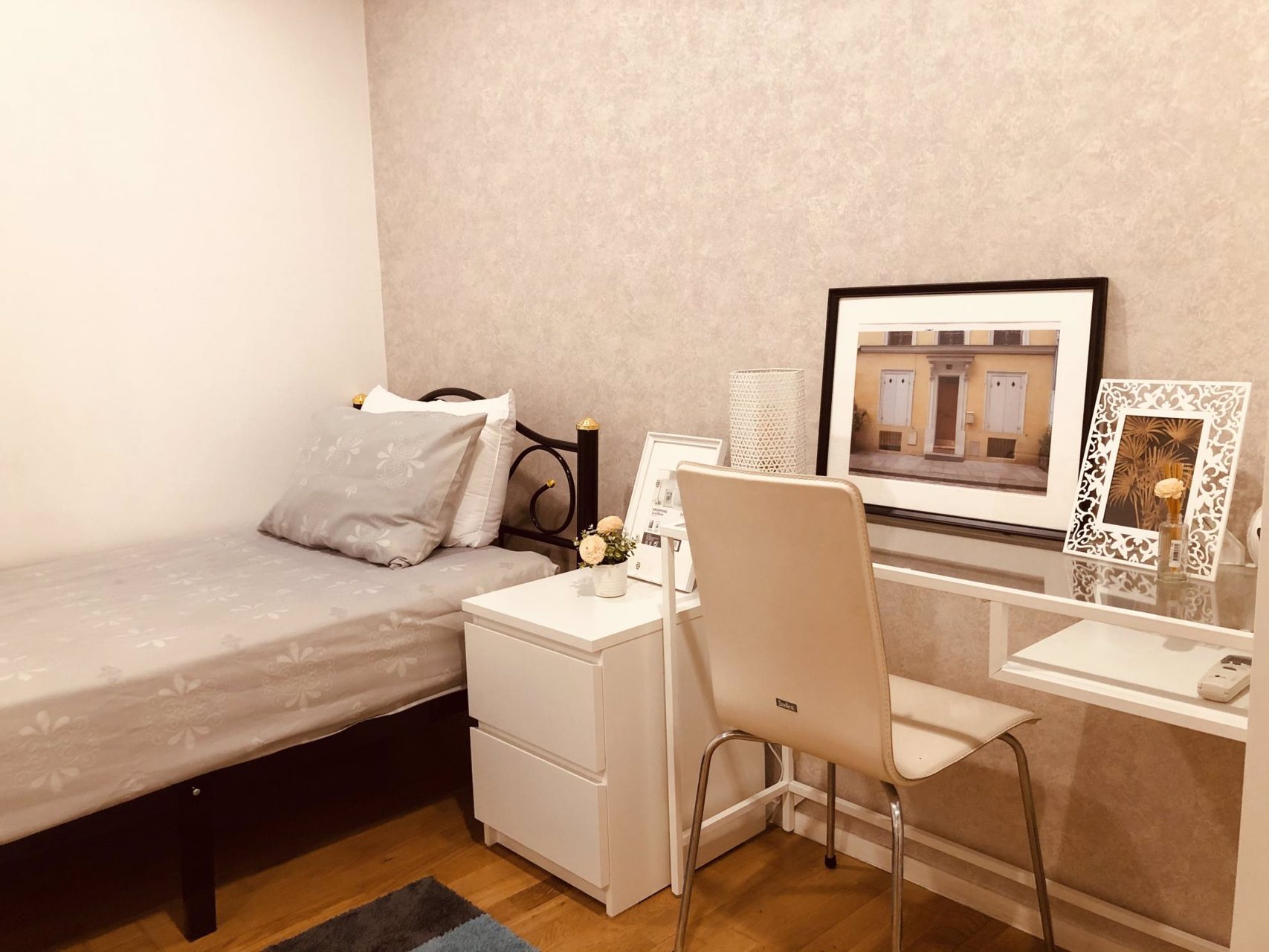 อมันตารัชดาคอนโด-ให้เช่า-ถ-รัชดาภิเษกซอย-5-2-ห้องนอน-2-ห้องน้ำ-เฟอร์พร้อมเครื่องใช้ไฟฟ้า