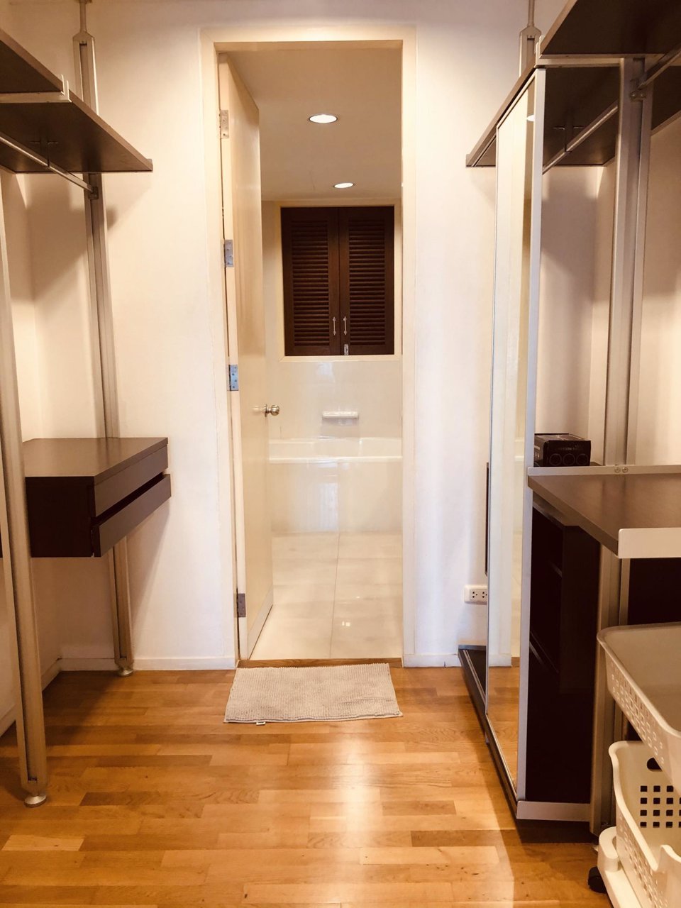 อมันตารัชดาคอนโด-ให้เช่า-ถ-รัชดาภิเษกซอย-5-2-ห้องนอน-2-ห้องน้ำ-เฟอร์พร้อมเครื่องใช้ไฟฟ้า