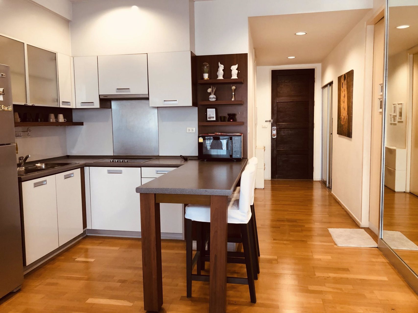 อมันตารัชดาคอนโด-ให้เช่า-ถ-รัชดาภิเษกซอย-5-2-ห้องนอน-2-ห้องน้ำ-เฟอร์พร้อมเครื่องใช้ไฟฟ้า