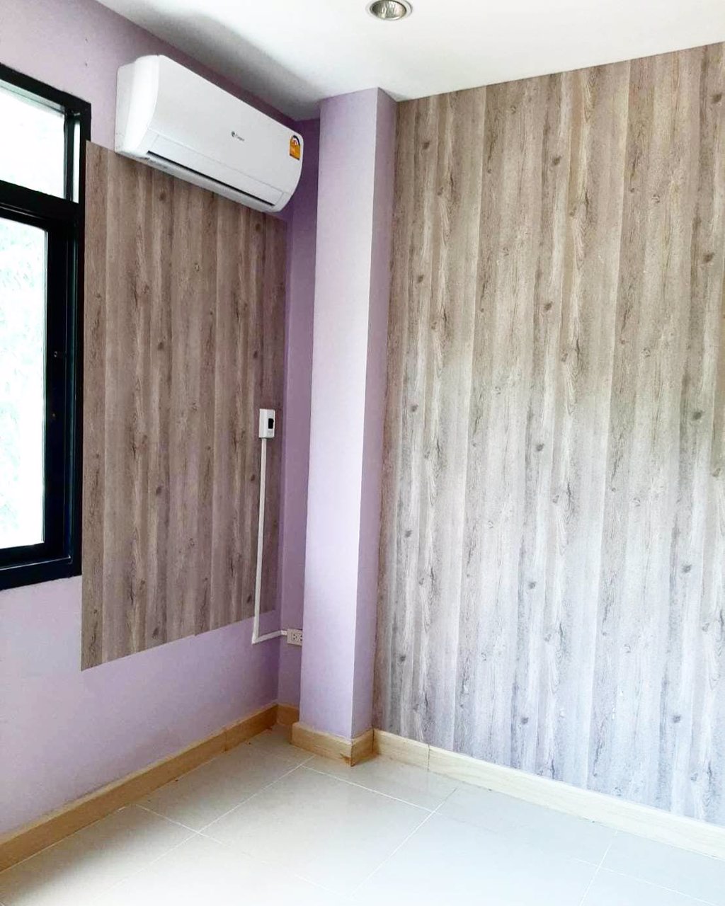 ให้เช่าทาวน์เฮ้าส์ในเมืองพัทยา-เหมาะสำหรับทำออฟฟิศหรือสปา-ติดตลาดน้ำสี่ภาคห่างจากถนนสุขุมวิท-200-ม