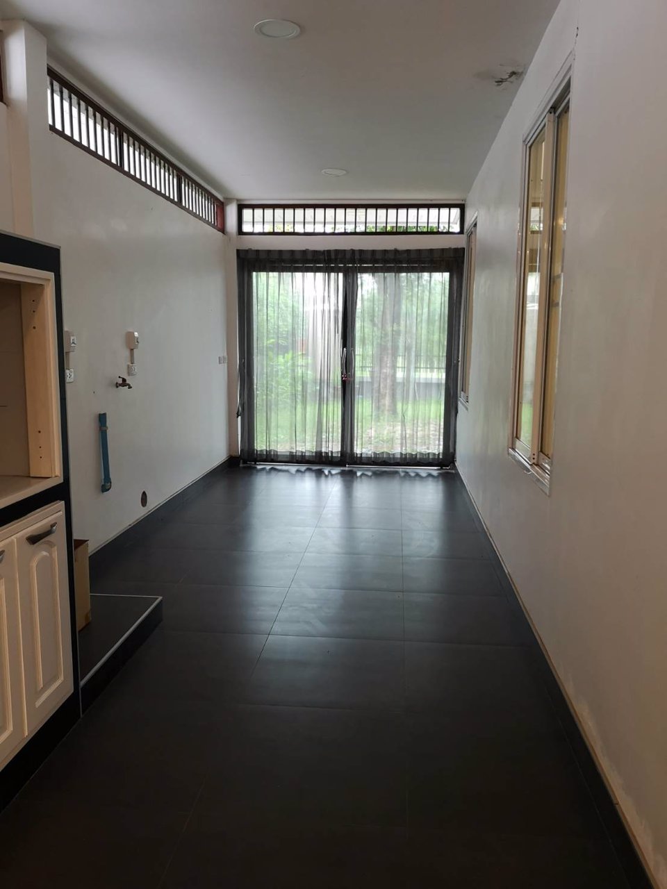 ขายบ้านเดี่ยวอำเภอเมือง-จังหวัดอุดรธานี-บ้านเดี่ยว-พร้อมอยู่-เจ้าของไม่เคยอยู่เลย-เนื้อที่-195ตรว