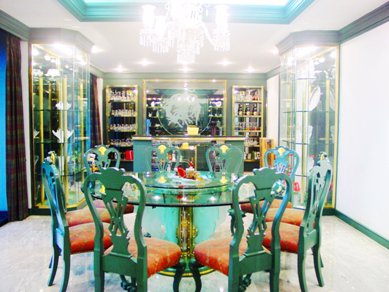 บ้านหรูริมทะเลสาบตกแต่งพร้อมสระว่ายน้ำส่วนตัวล้อมรอบสวนขนาดใหญ่เขียวขจี-เนื้อที่-1154-ตารางวา