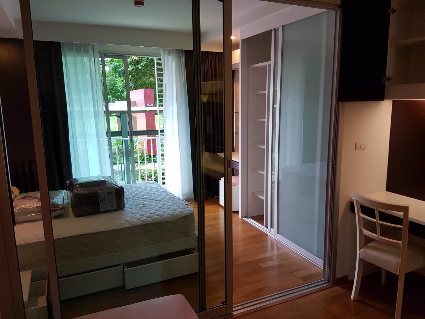 ให้เช่า-abstracts-พหลโยธินพาร์ค-1-ห้องนอน-1-ห้องน้ำ-เฟอร์นิเจอร์ครบ-ค่าเช่า-1400