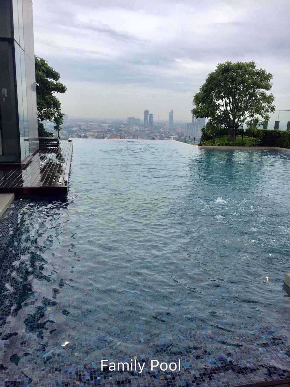 the-bangkok-sathon-for-rent-bht-120000