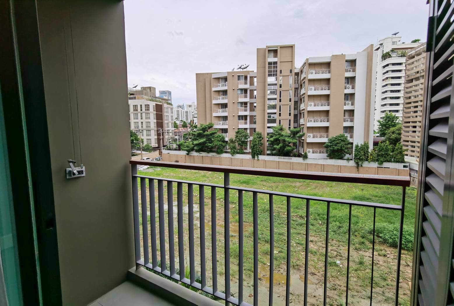 ขายมิราจ-สุขุมวิท-27-ใกล้-mrt-และ-ฺbts-1-ห้องนอน-1-ห้องน้ำ-36-ตรม