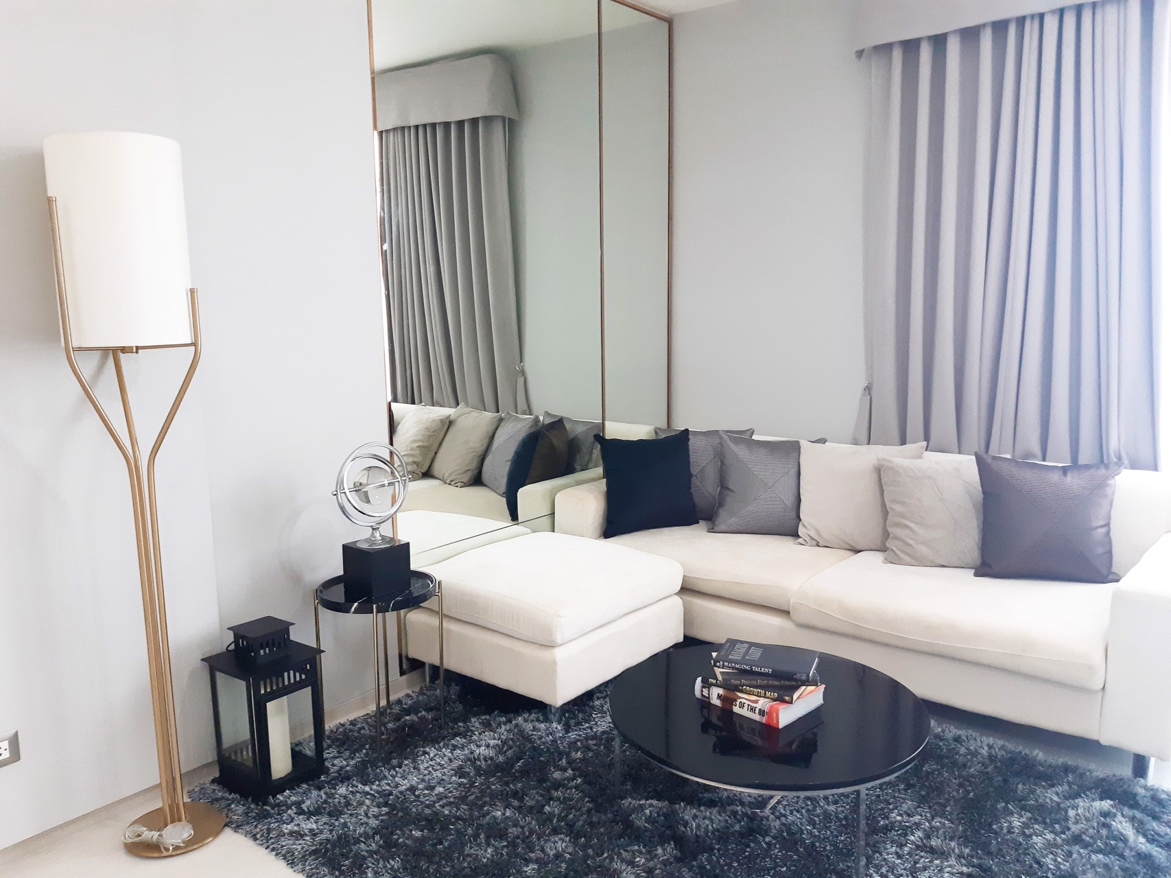 rhythm-sukhumvit-42-คอนโด-ให้เช่า-พื้นที่-7793-ตารางเมตร-นอน-2-ห้องน้ำ-2-พร้อมเฟอร์นิเจอร์