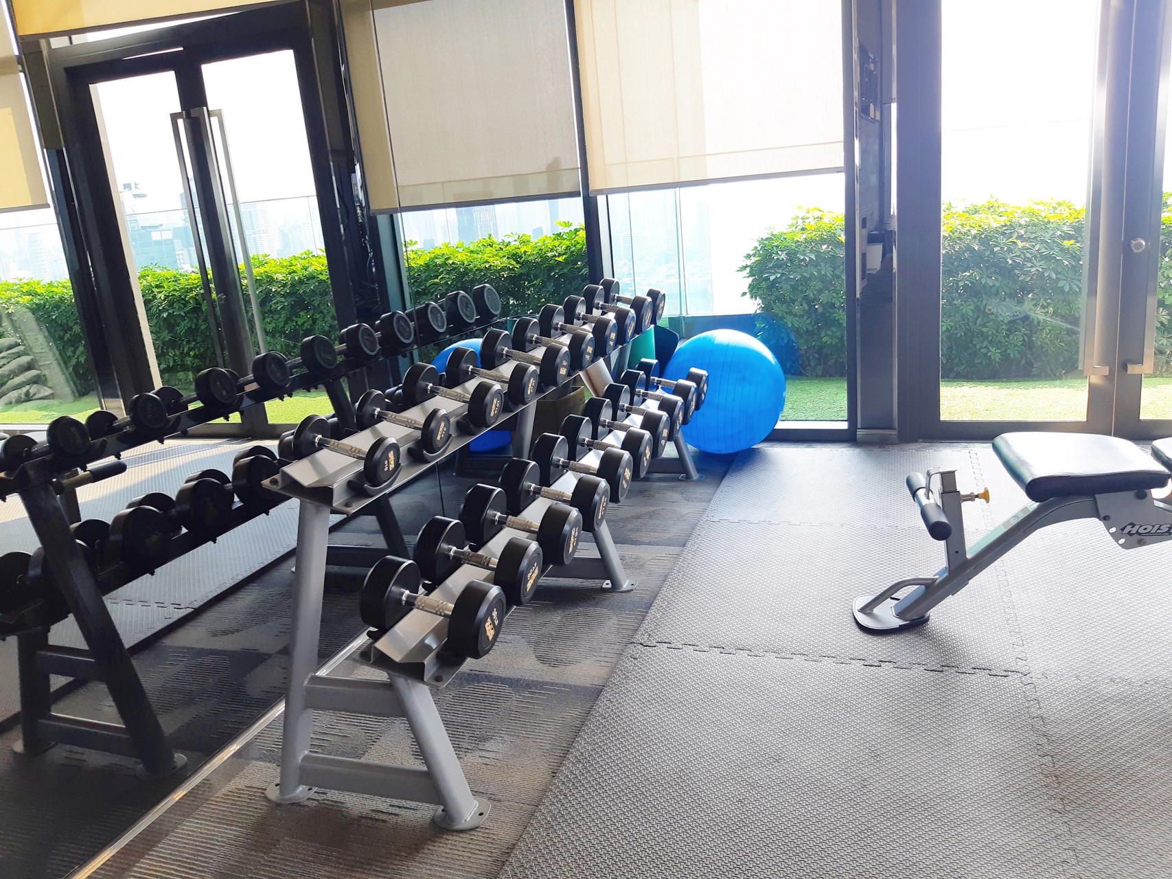 rhythm-sukhumvit-42-คอนโด-ให้เช่า-พื้นที่-7793-ตารางเมตร-นอน-2-ห้องน้ำ-2-พร้อมเฟอร์นิเจอร์