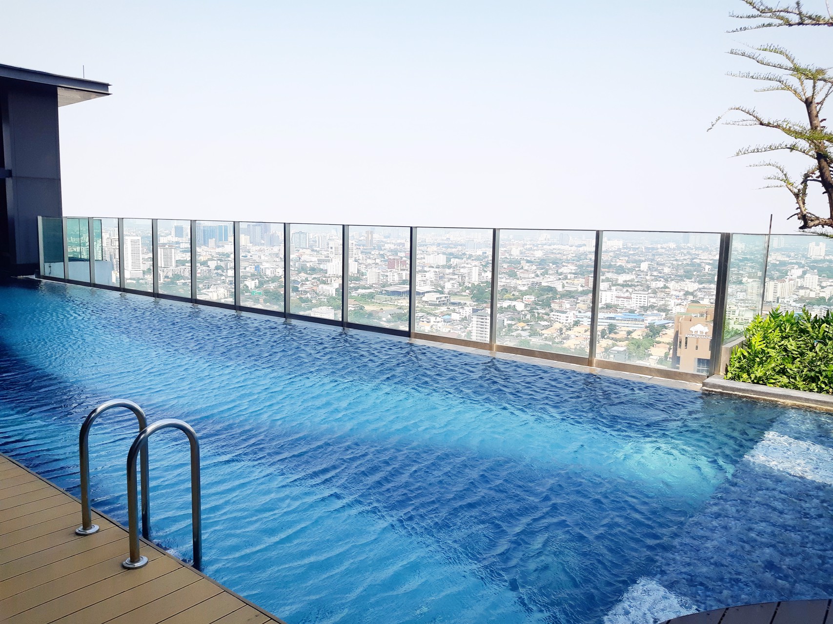 rhythm-sukhumvit-42-คอนโด-ให้เช่า-พื้นที่-7793-ตารางเมตร-นอน-2-ห้องน้ำ-2-พร้อมเฟอร์นิเจอร์