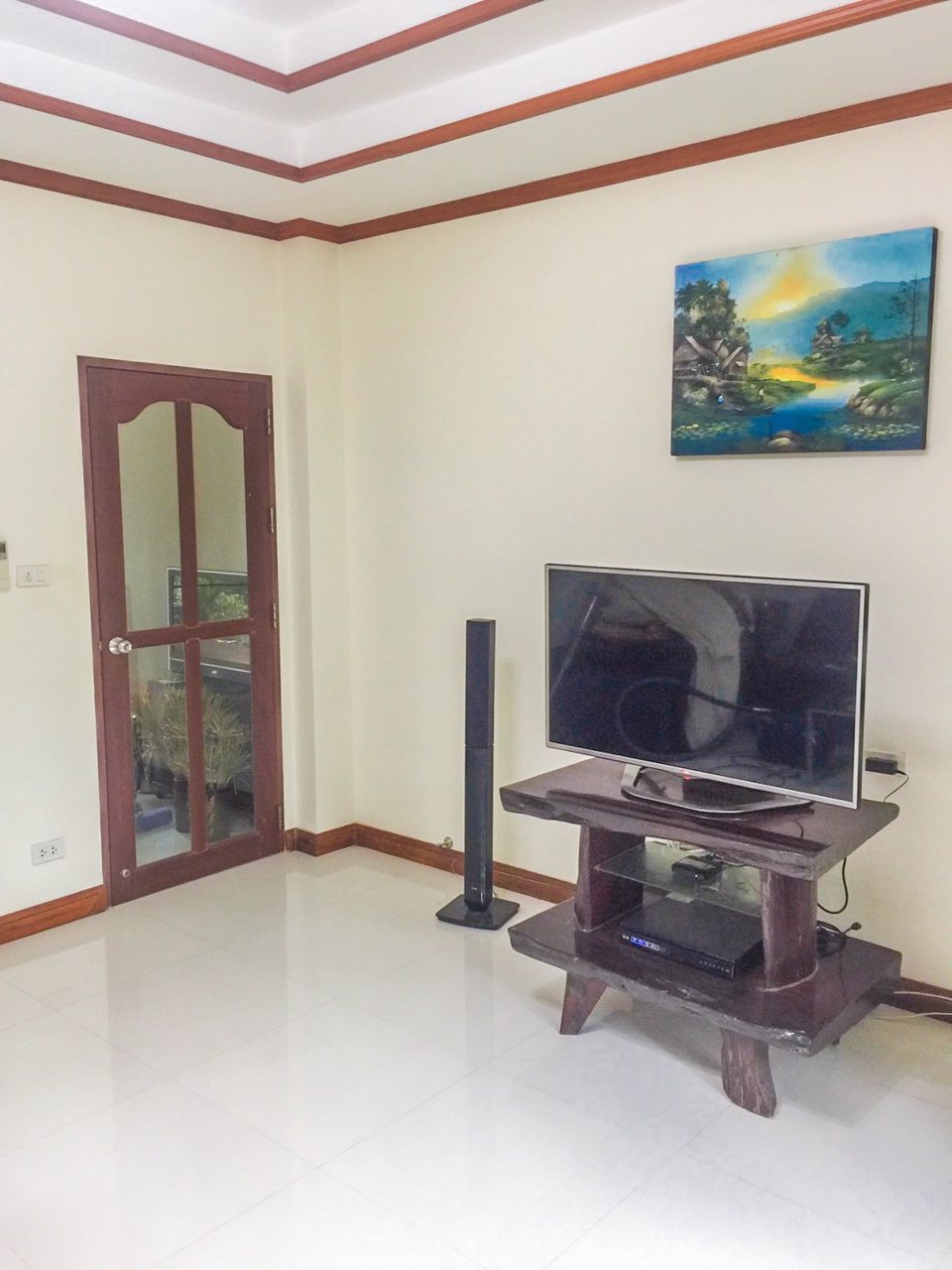 ขายบ้านเดี่ยวชุมพร-พร้อมเฟอร์นิเจอร์-สร้างตกแต่งด้วยวัสดุอย่างดี