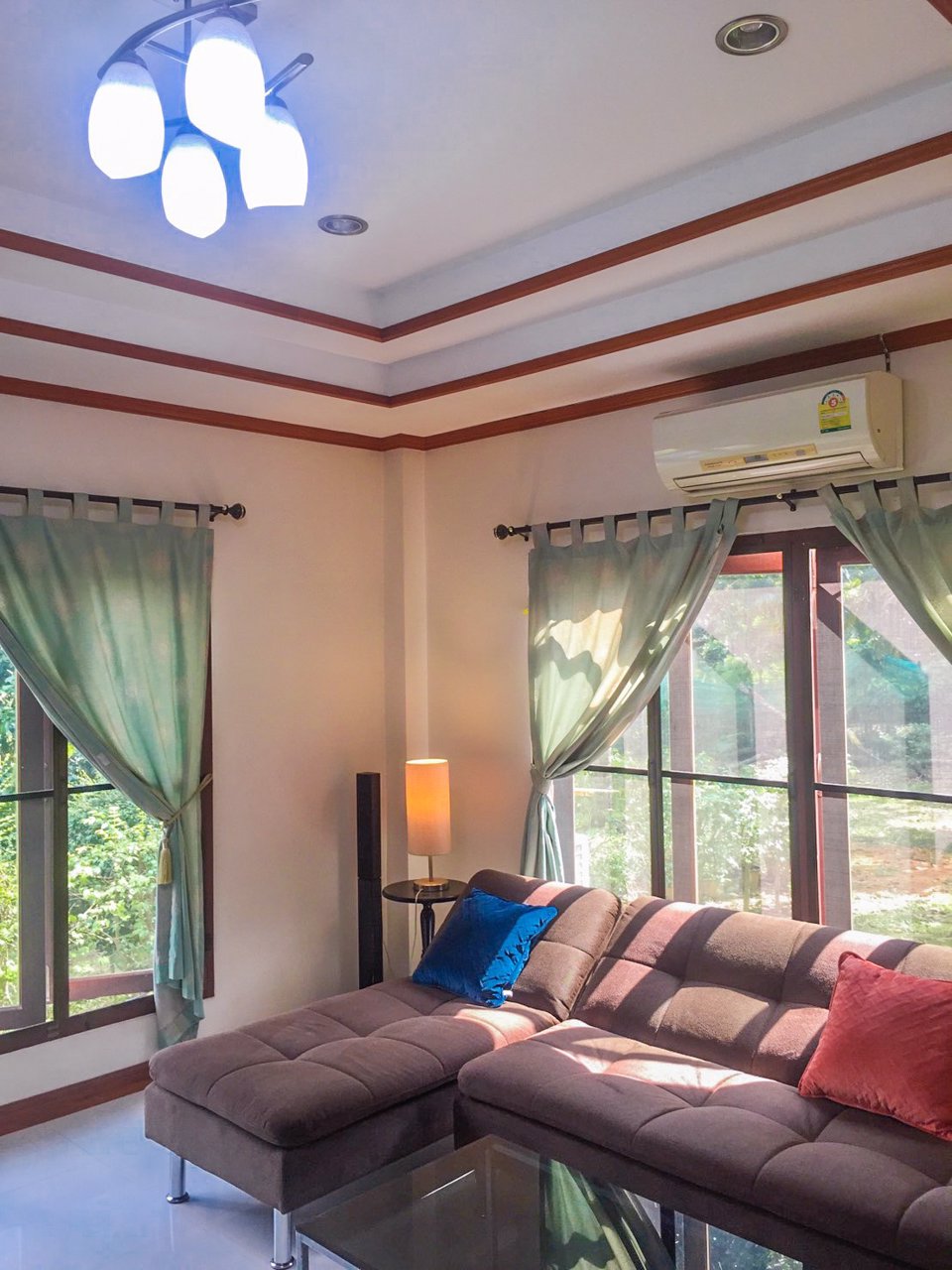 ขายบ้านเดี่ยวชุมพร-พร้อมเฟอร์นิเจอร์-สร้างตกแต่งด้วยวัสดุอย่างดี