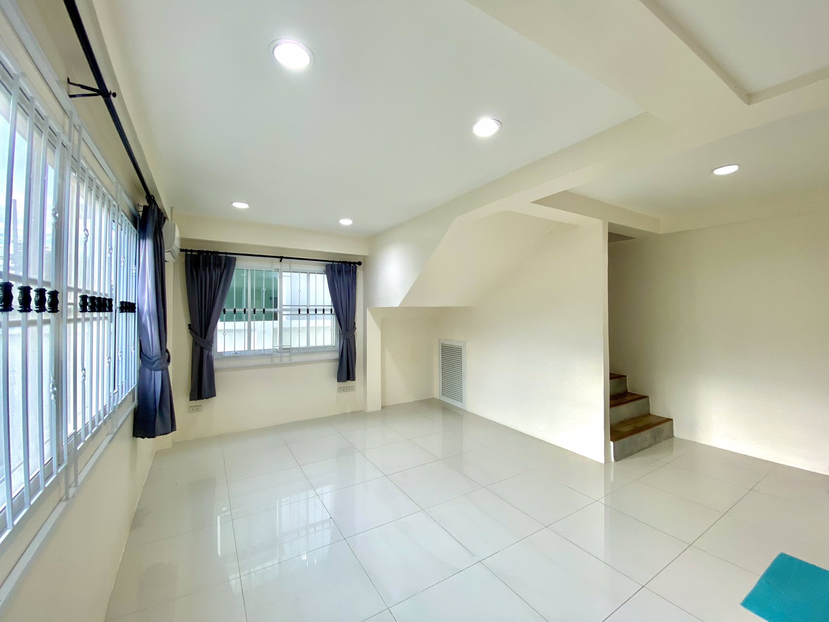 บ้านเดี่ยวให้เช่า-รามอินทรา-31-เข้าซอย-800-เมตร-ซอยราม-2-นอน-2-น้ำ-แอร์-3-ตัว-ราคา-16000-บาท