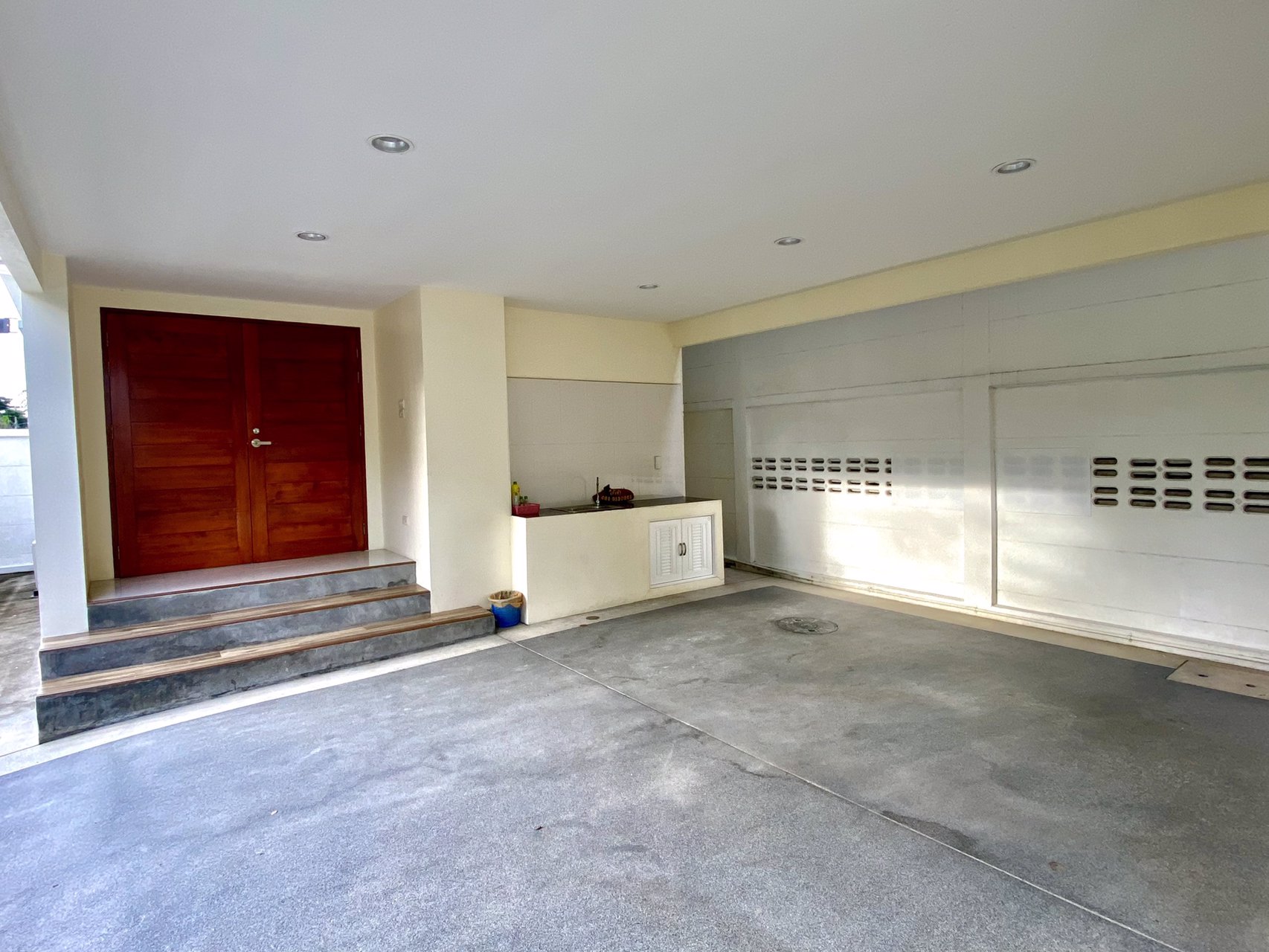 บ้านเดี่ยวให้เช่า-รามอินทรา-31-เข้าซอย-800-เมตร-ซอยราม-2-นอน-2-น้ำ-แอร์-3-ตัว-ราคา-16000-บาท