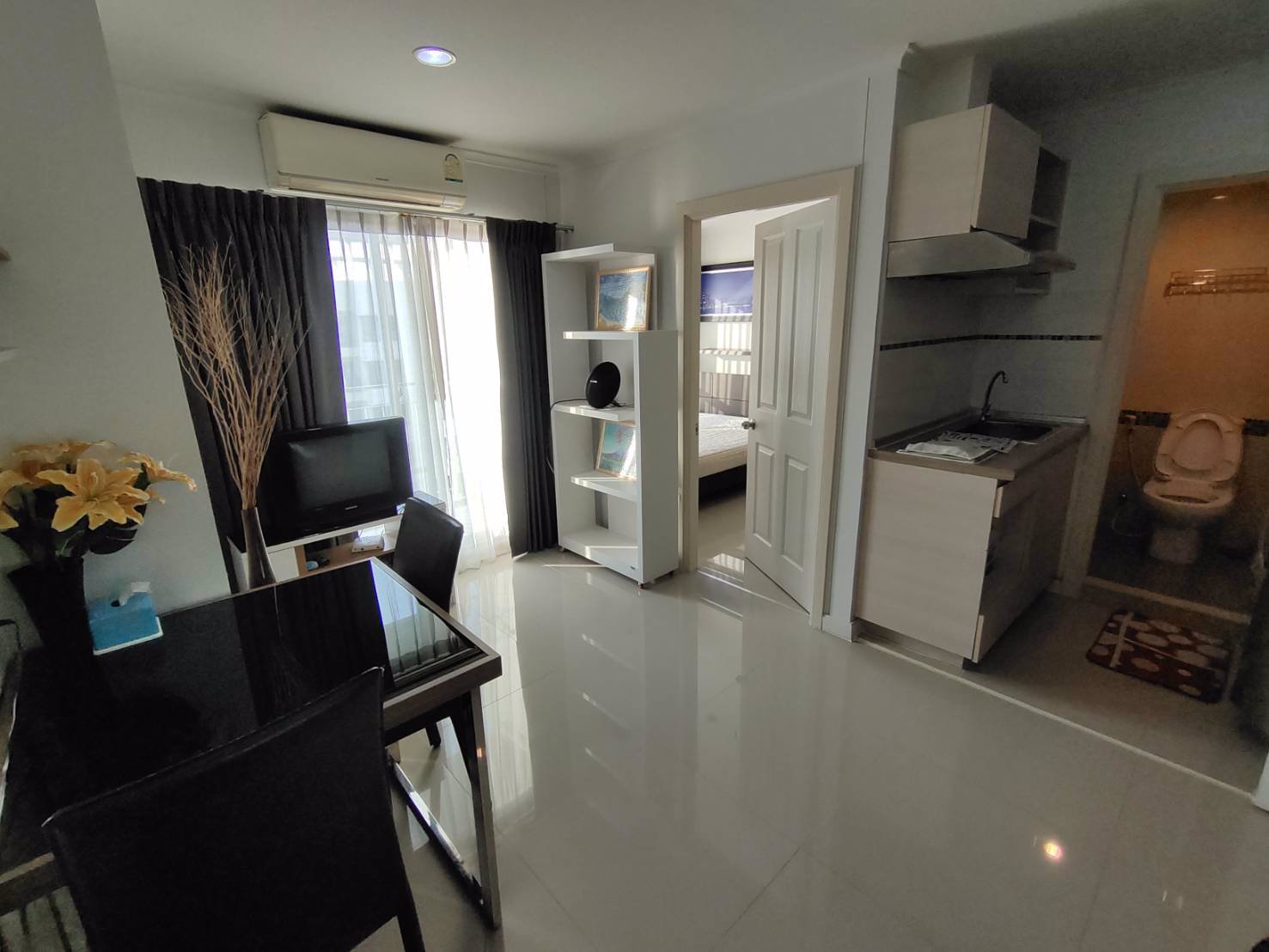 ขาย-ให้เช่า-คอนโด-วิวแม่น้ำ-ลุมพินีพาร์ค-ริเวอร์ไซด์-พระราม-3